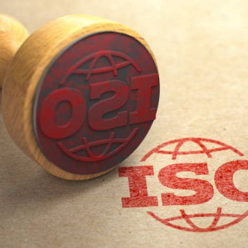 دورة إدارة الجودة والتدقيق الداخلي والخارجي وفقاً لمعايير ISO الدولية